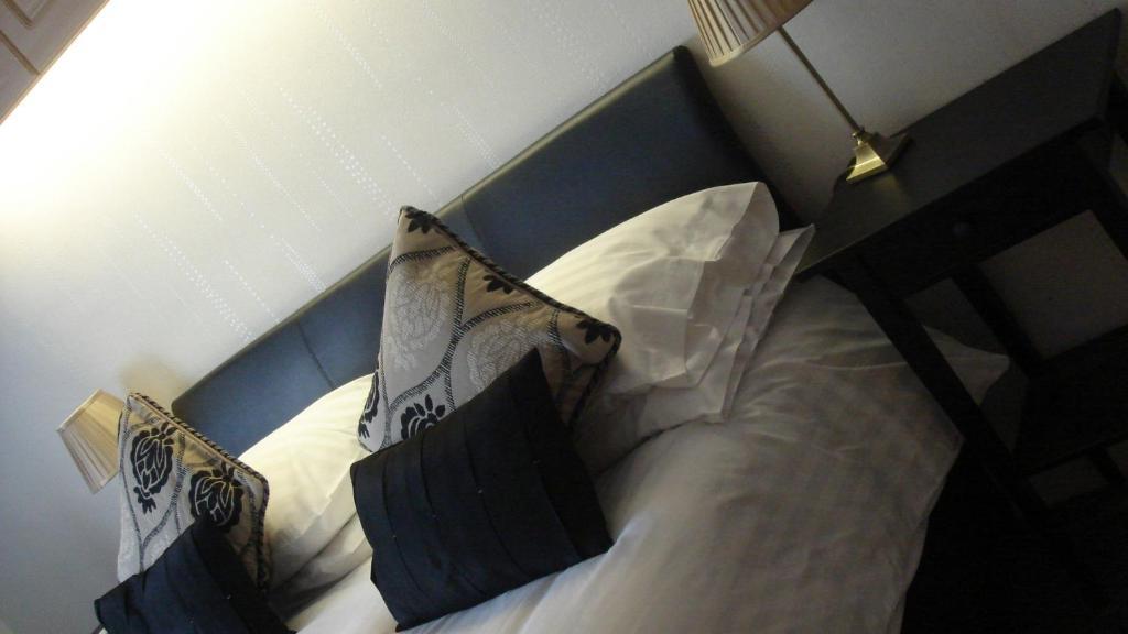Deanwater Hotel วิล์มสโลว์ ภายนอก รูปภาพ